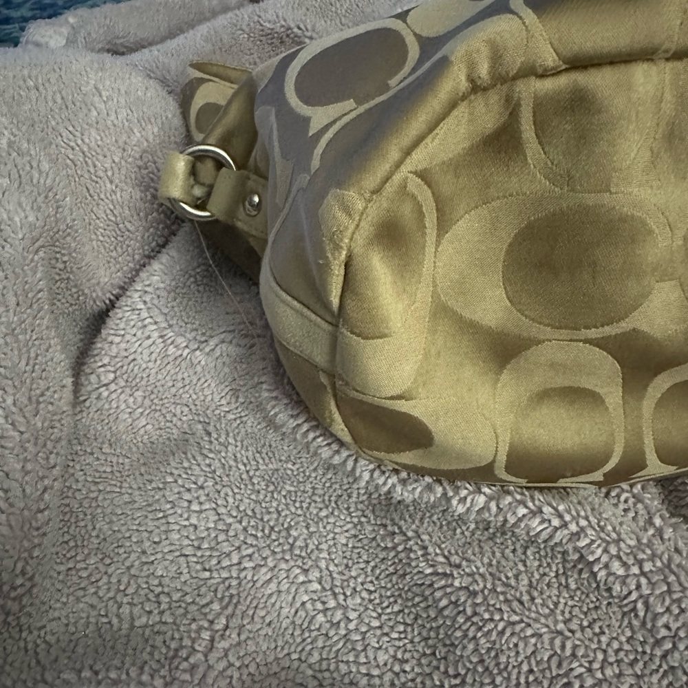 Coach Poppy Drawstring Bucket Bag - Picture 5 of 13